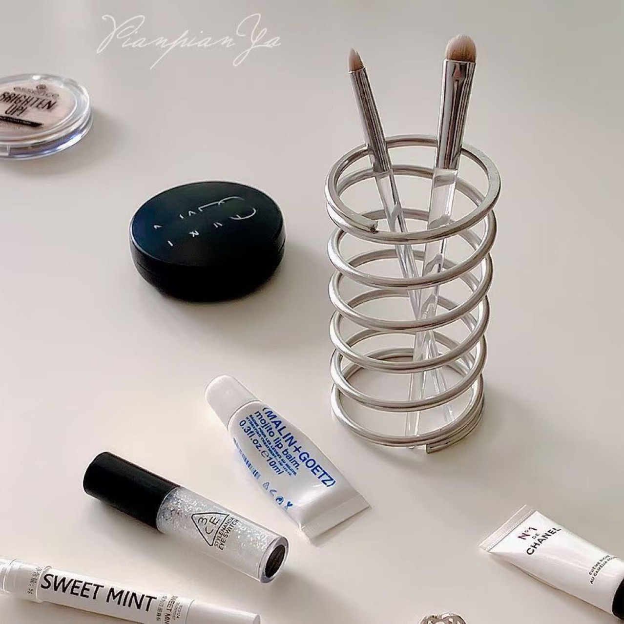 Paslanmaz Çelik Diş Fırçası Tu - Home Center Bathroom Accessories incelemesi ve fiyatı